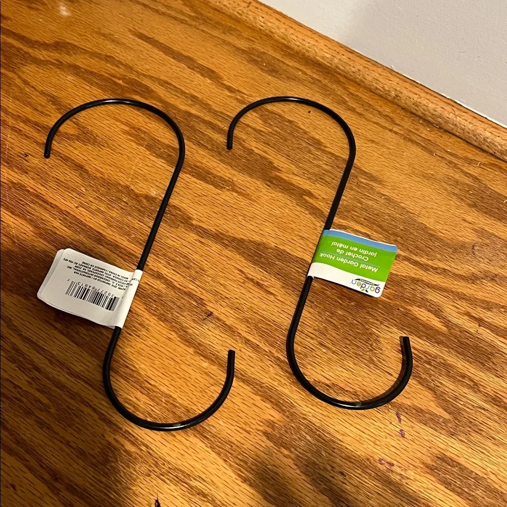 Black Metal S-Hooks for Home Wall Decor